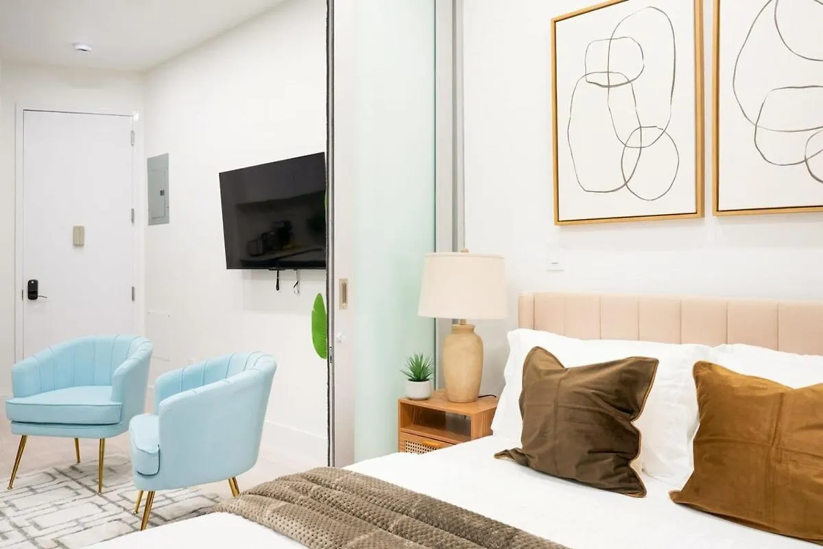 شقة 317-2A Sleek Modern 1Br Ues W&D نيو يورك
